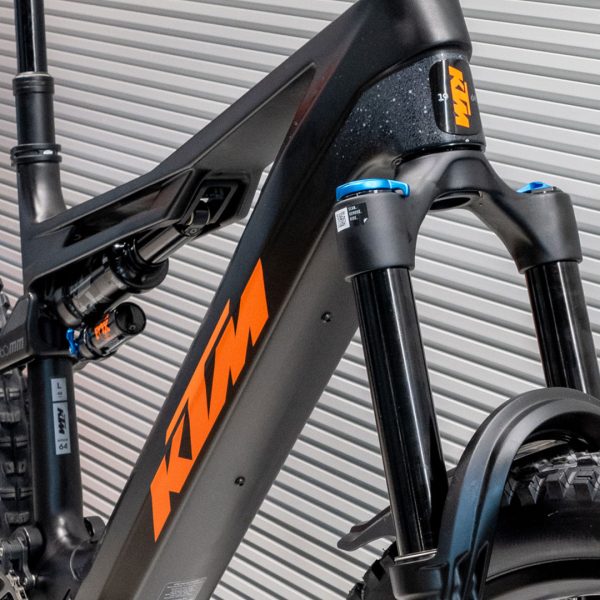 e-Bicicleta KTM Macina Kapoho Master 25 (Carbon) - Image 4
