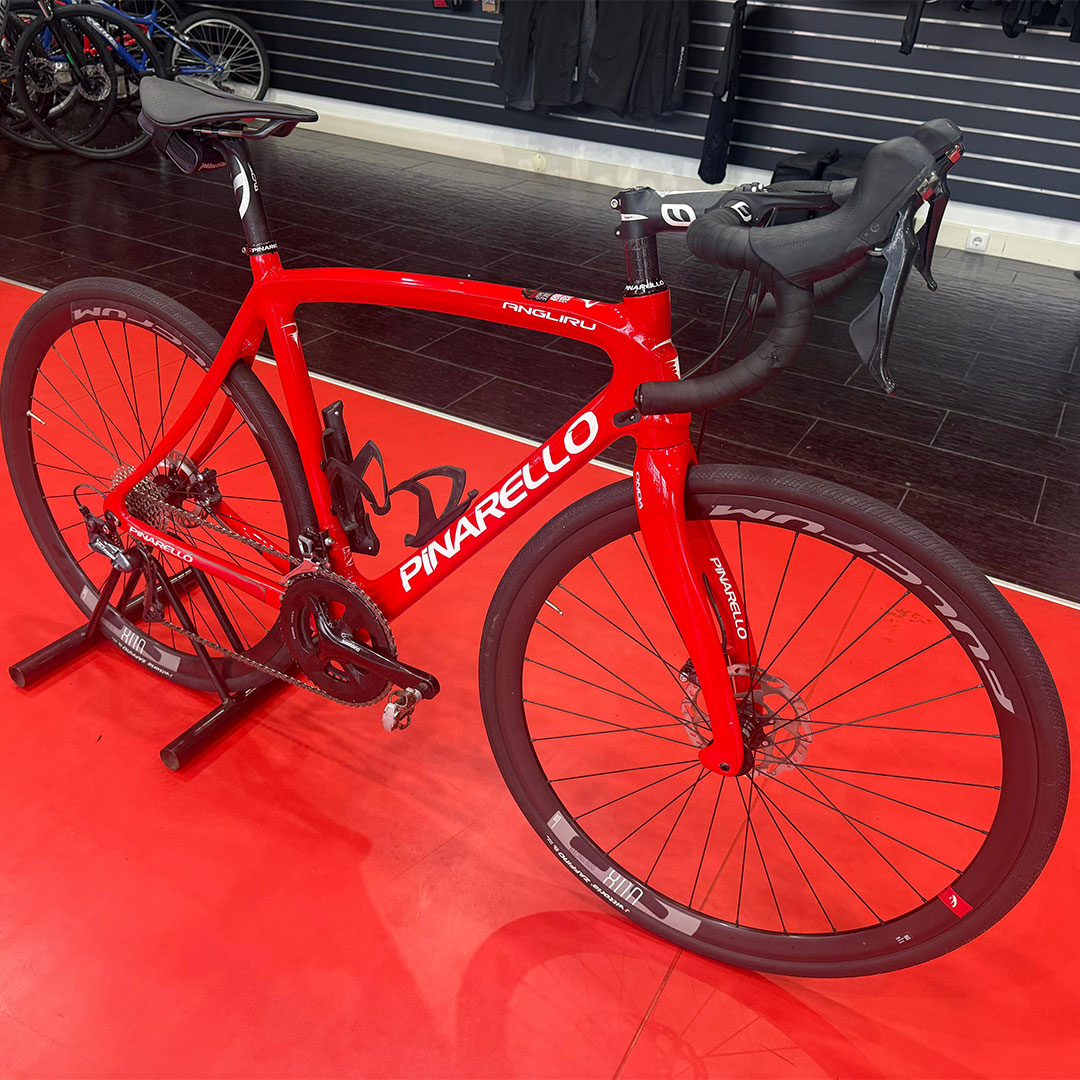 Road Bike Pinarello Angliru Disc (Carbon)
