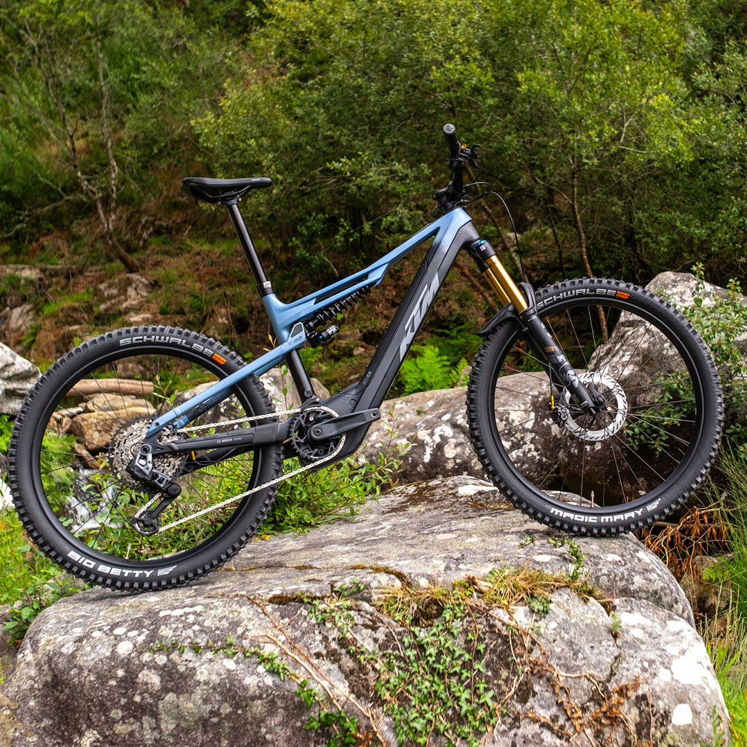 e-Bicicleta KTM Macina Prowler Prestige (2025)(Carbon)